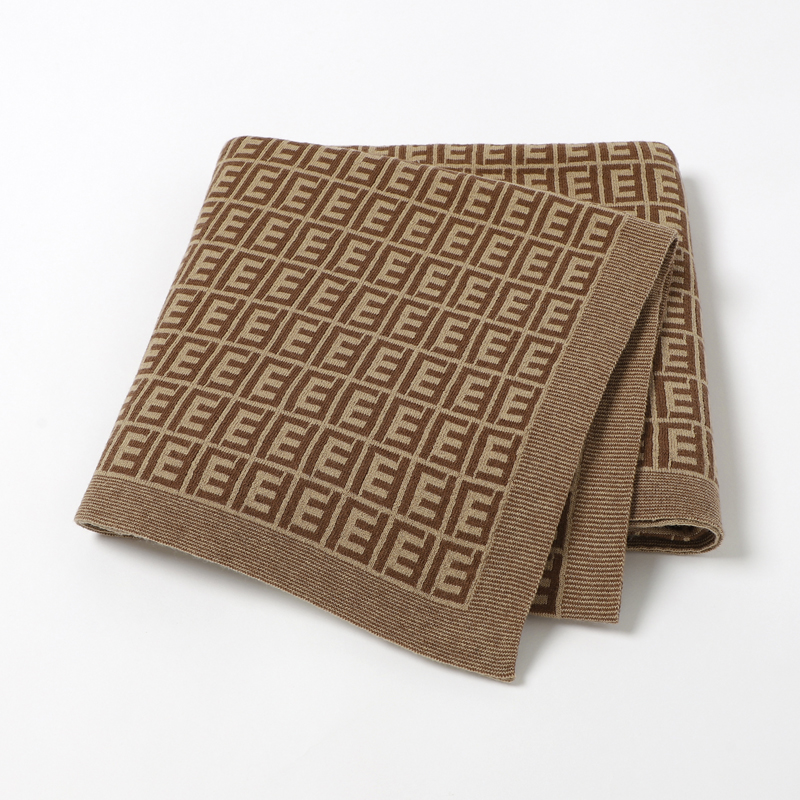 Baby Nursery Boy - Couverture en tricot à carreaux pour