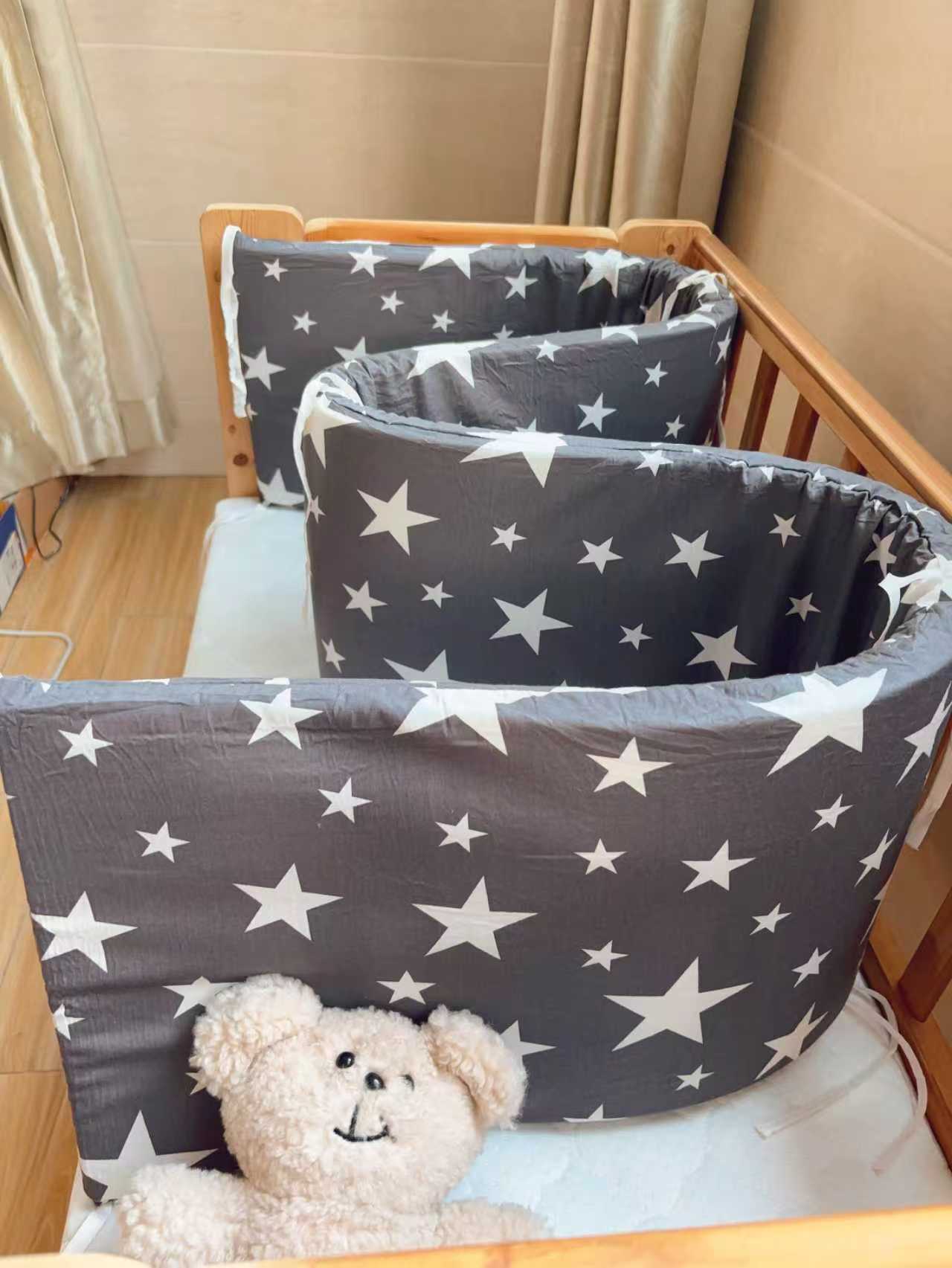 Un protecteur de lit de bébé a - Baby Nursery Bed avis et prix